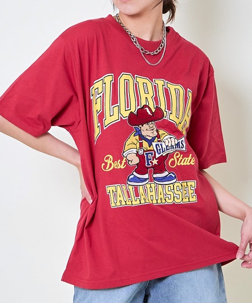 GORGE（ゴージ）の「《ビッグロゴ×キャラクター刺繍》レディース 半袖Tシャツ オーバーサイズ 春夏秋（Tシャツ/カットソー・レディース・ネイビー/オフホワイト/ブルー/レッド・F）」の4枚目の写真