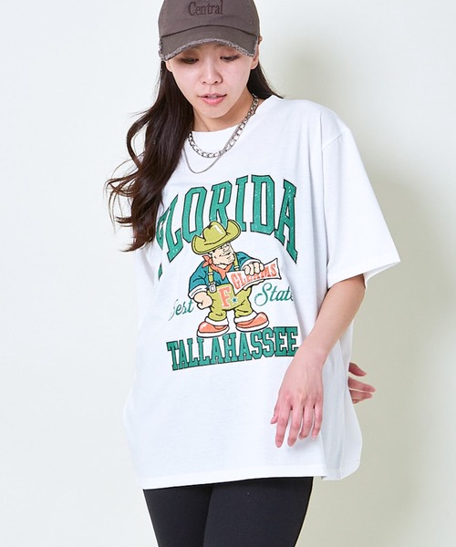 GORGE（ゴージ）の「《ビッグロゴ×キャラクター刺繍》レディース 半袖Tシャツ オーバーサイズ 春夏秋（Tシャツ/カットソー・レディース・ネイビー/オフホワイト/ブルー/レッド・F）」の12枚目の写真