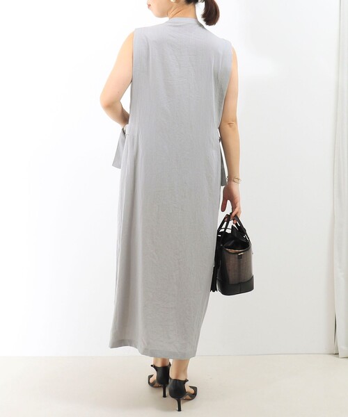 MICO COULIER（ミコクリエ）の「麻調合繊タック切替シャツワンピース（ワンピース・レディース・ブラック系その他/ネイビー/グレー系その他/グレイッシュベージュ・38）」の8枚目の写真