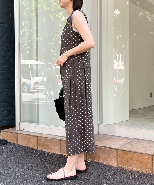 MICO COULIER（ミコクリエ）の「麻調合繊タック切替シャツワンピース（ワンピース・レディース・ブラック系その他/ネイビー/グレー系その他/グレイッシュベージュ・38）」の18枚目の写真