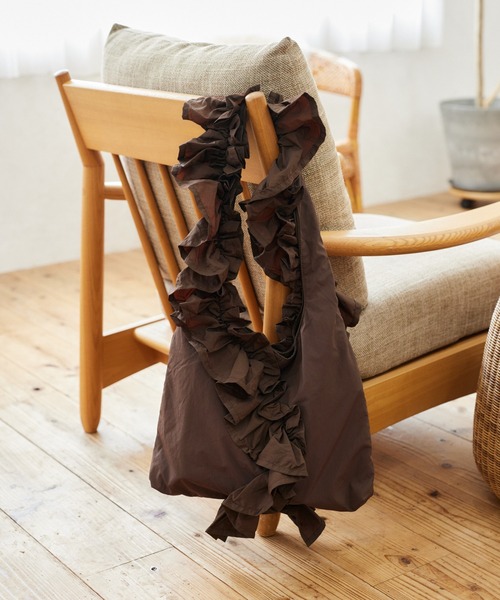 mysty woman（ミスティウーマン）の「SMIRNASLI(サミールナスリ) フリルショルダーBAG　499923（ショルダーバッグ・レディース・ブラック/ブラウン・FREE）」の3枚目の写真