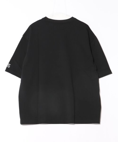 VIRTUOUS(バーチャス)の「【VIRTUOUS/バーチャス】フロントカットオフロゴ半袖Tシャツ(Tシャツ/カットソー・メンズ・ホワイト/ブラック・X-LARGE/LARGE/MEDIUM)」の4枚目の写真