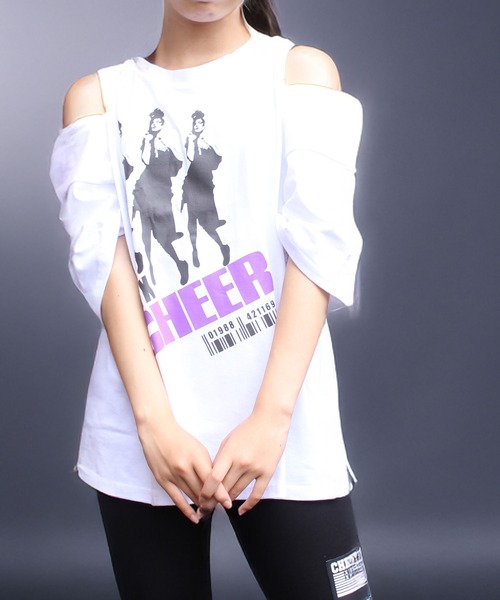 CHEER(チアー)の「肩ジップガールズシルエットプリントゆるTEE(Tシャツ/カットソー・レディース・ホワイト/ピンク・S/M/L)」の2枚目の写真