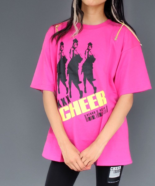 CHEER(チアー)の「肩ジップガールズシルエットプリントゆるTEE(Tシャツ/カットソー・レディース・ホワイト/ピンク・S/M/L)」の3枚目の写真