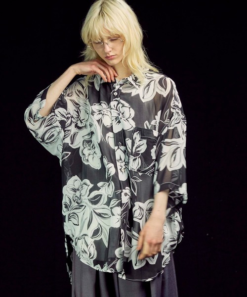 MAISON SPECIAL（メゾンスペシャル）の「《UNISEX》【Italian Dead Stock Fabric】Prime-Over Regular Collar Short Sleeve Shirt Coat/プライムオーバーレギュラーカラーショートスリーブシャツコート【MAISON SPECIAL/メゾンスペシャル】（シャツ/ブラウス・メンズ・その他8/その他1/その他2/その他3/その他5/その他6/その他4/その他7/その他9・1/2）」の2枚目の写真
