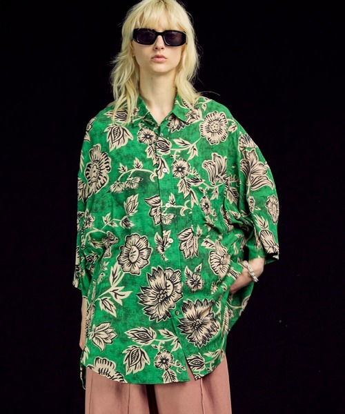 MAISON SPECIAL（メゾンスペシャル）の「《UNISEX》【Italian Dead Stock Fabric】Prime-Over Regular Collar Short Sleeve Shirt Coat/プライムオーバーレギュラーカラーショートスリーブシャツコート【MAISON SPECIAL/メゾンスペシャル】（シャツ/ブラウス・メンズ・その他8/その他1/その他2/その他3/その他5/その他6/その他4/その他7/その他9・1/2）」の3枚目の写真