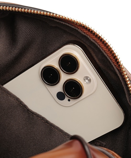 Ungrid(アングリッド)の「【Ungrid/アングリッド】アンティーク ミニボストンバッグ(ボストンバッグ・レディース・ブラック/キャメル・FREE)」の5枚目の写真