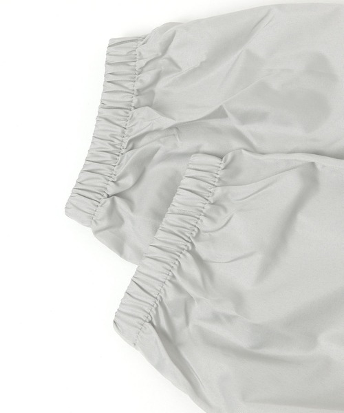 LAKOLE（ラコレ）の「パッカブルウィンドブレーカー / 496700（その他アウター・レディース・グレー/ブラック・MEDIUM/LARGE）」の6枚目の写真