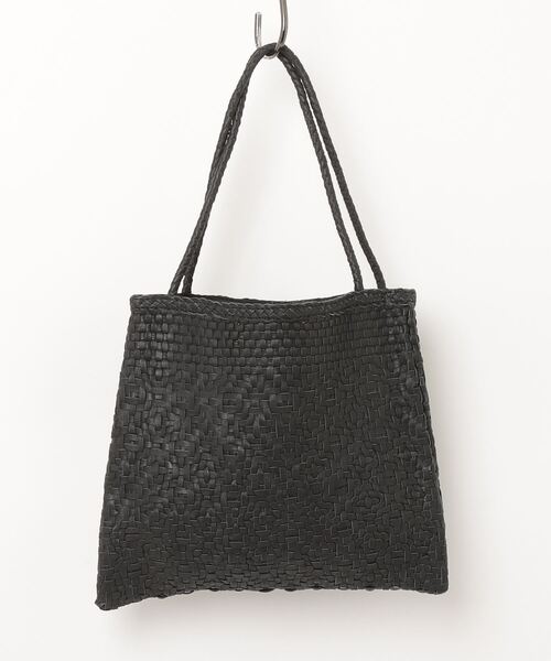MAISON mou（メゾンムー）の「【Swaraj/スワラージ】手編みメッシュレザー・スクエアシェイプ BAG（トートバッグ・レディース・ホワイト/シルバー/ブラック・FREE）」の4枚目の写真
