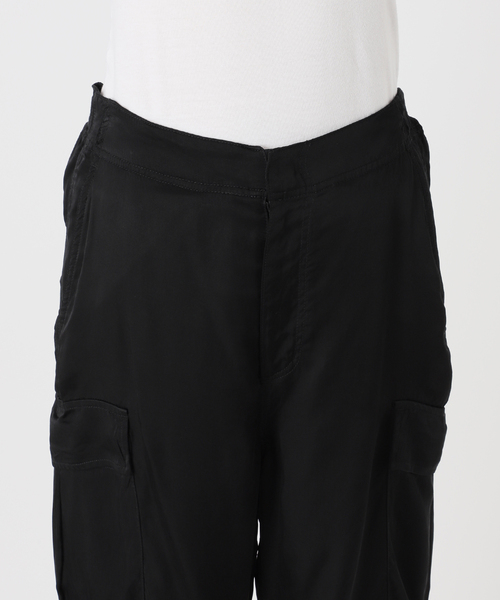 AP STUDIO（エーピーストゥディオ）の「ピグメントカーゴパンツ(ブラック)（カーゴパンツ・レディース・ブラック・36/38）」の22枚目の写真