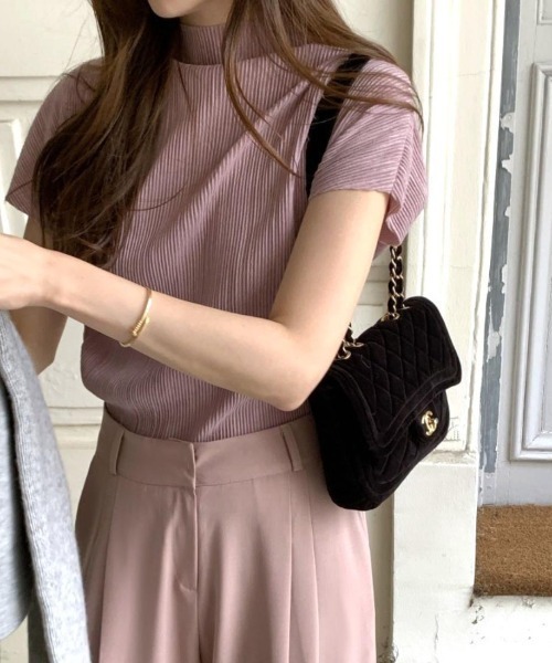 Forcement(フォースメント)の「サラッと着やすい半袖サマーニットオフィス夏服プルオーバー(Tシャツ/カットソー・レディース・ブラック/グレー/アイボリー/ピンク/グレイッシュベージュ・FREE)」の9枚目の写真
