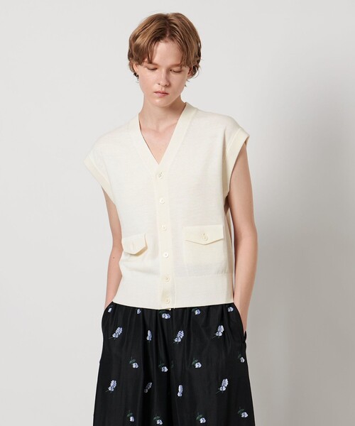 LOEFF(ロエフ)の「<LOEFF>フラップ Vネック ベスト(ベスト・レディース・オフホワイト/オリーブ/ダークグレー・FREE)」の10枚目の写真