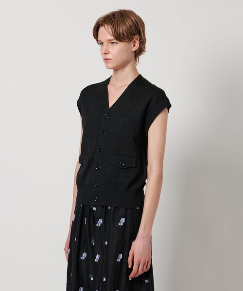 新品タグ付＜LOEFF＞フラップ ニット ベスト 新品タグ付＜LOEFF＞フラップ ニット ベスト