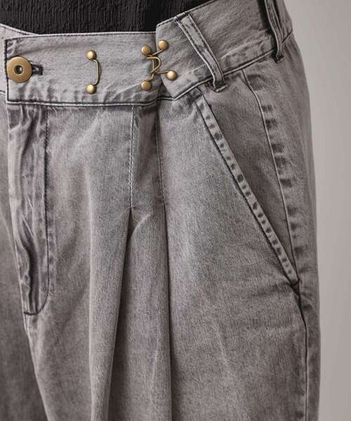 THE SHOP TK (ザ ショップ ティーケー )の「ツータックワイドデニムパンツ(その他パンツ・メンズ・ライトグレー/ブルー系その他・01/02/03)」の14枚目の写真