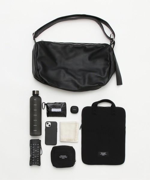 LAKOLE（ラコレ）の「Wリングミドルショルダーバッグ / 578629（ショルダーバッグ・メンズ・ブラウン/ブラック・FREE）」の14枚目の写真