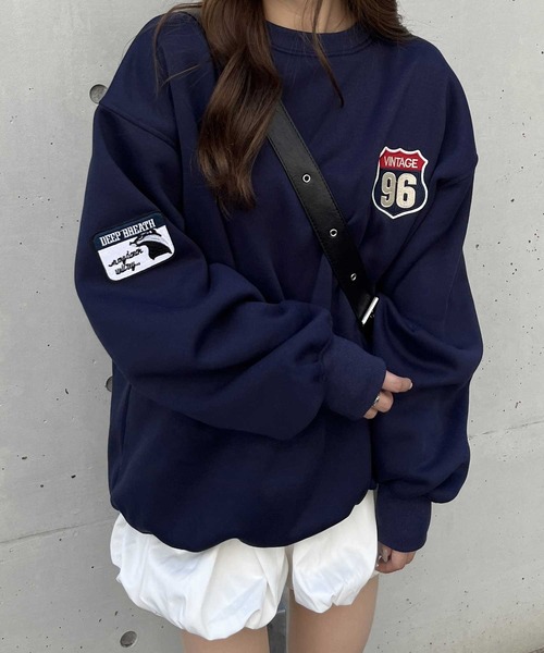 nelliy.（ネルリー）の「オーバーサイズワッペンスウェット（スウェット・レディース・ネイビー/グレー・FREE）」の12枚目の写真