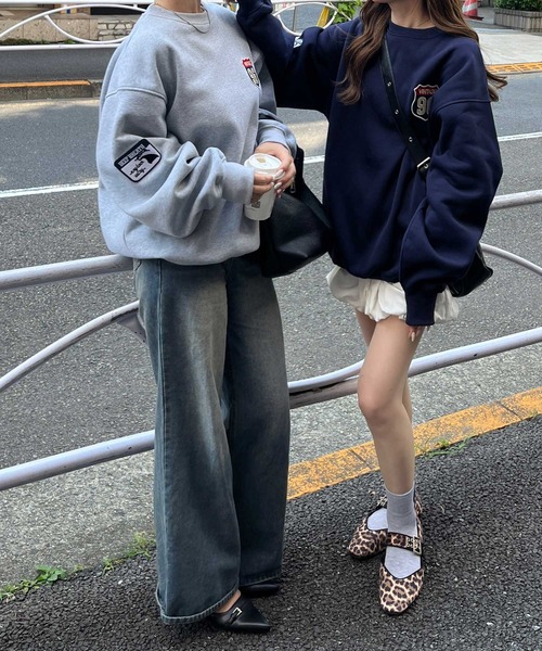 nelliy.（ネルリー）の「オーバーサイズワッペンスウェット（スウェット・レディース・ネイビー/グレー・FREE）」の9枚目の写真