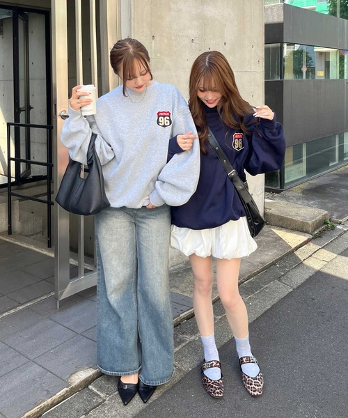 nelliy.（ネルリー）の「オーバーサイズワッペンスウェット（スウェット・レディース・ネイビー/グレー・FREE）」の11枚目の写真