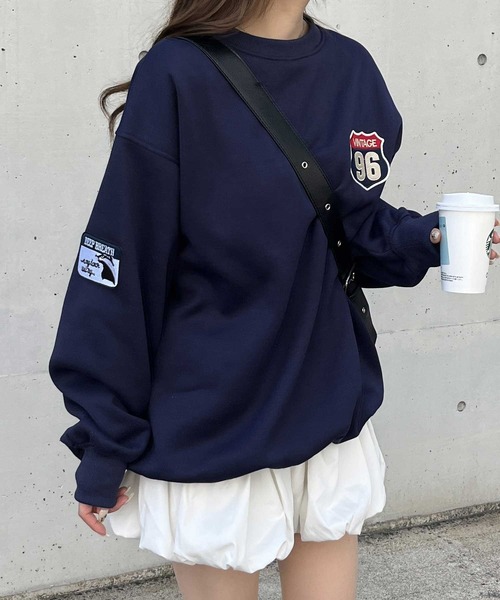 nelliy.（ネルリー）の「オーバーサイズワッペンスウェット（スウェット・レディース・ネイビー/グレー・FREE）」の16枚目の写真