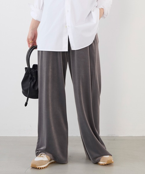 GREYCHORD（グレーコード）の「【GREYCHORD】ベロアパンツ-LAYLA（その他パンツ・レディース・グレー/ベージュ・1）」の2枚目の写真