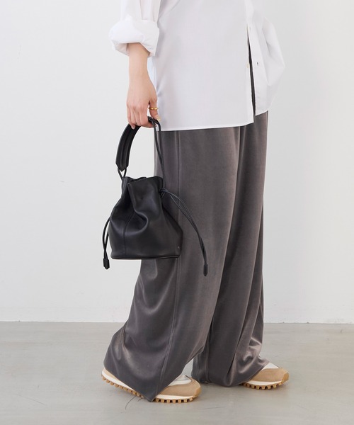 GREYCHORD（グレーコード）の「【GREYCHORD】ベロアパンツ-LAYLA（その他パンツ・レディース・グレー/ベージュ・1）」の5枚目の写真