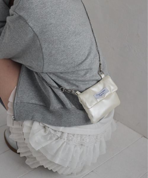 Smyeon(スミョン)の「Chain compact pouch bag/チェーンコンパクトリップポーチ(ポーチ・レディース・ベージュ/ホワイト×ブラック/ライトブルー/ホワイト/ブラック×ホワイト/ブラウン/ピンク/ホワイト×ピンク/ホワイト×ブルー・FREE)」の14枚目の写真