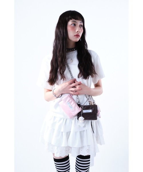 Smyeon(スミョン)の「Chain compact pouch bag/チェーンコンパクトリップポーチ(ポーチ・レディース・ベージュ/ホワイト×ブラック/ライトブルー/ホワイト/ブラック×ホワイト/ブラウン/ピンク/ホワイト×ピンク/ホワイト×ブルー・FREE)」の10枚目の写真