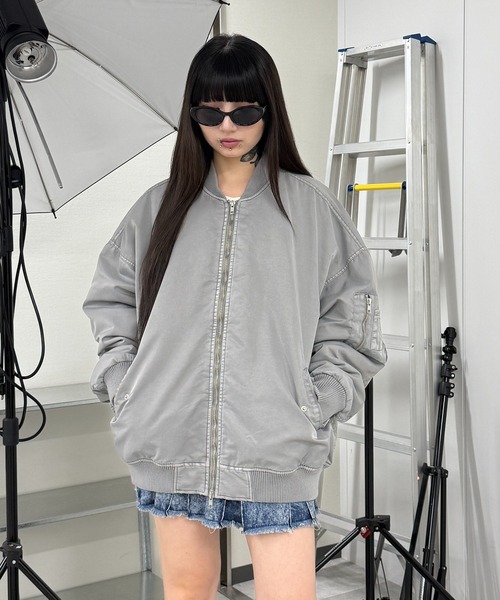 Figments（フィグメンツ）の「フェードボンバージャケット（ブルゾン・レディース・ブラック/グレー・LARGE/X-LARGE）」の2枚目の写真