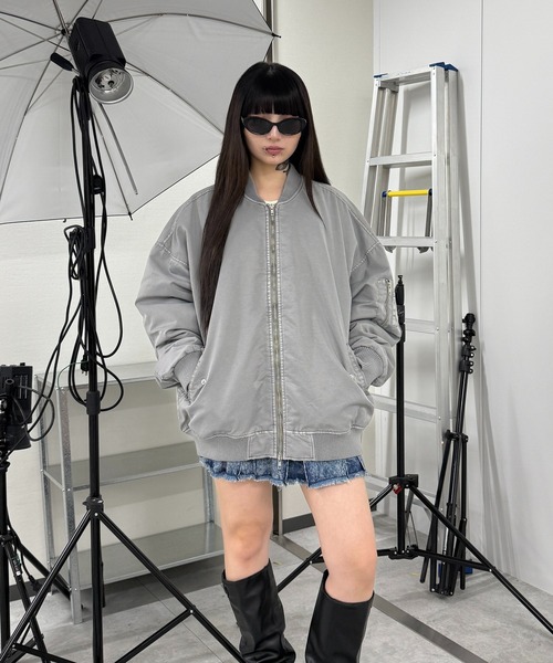 Figments（フィグメンツ）の「フェードボンバージャケット（ブルゾン・レディース・ブラック/グレー・LARGE/X-LARGE）」の5枚目の写真