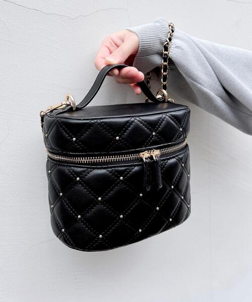エナメルキルティングバニティショルダーバッグ セール】【WEB限定】キルティングバニティ（ショルダーバッグ