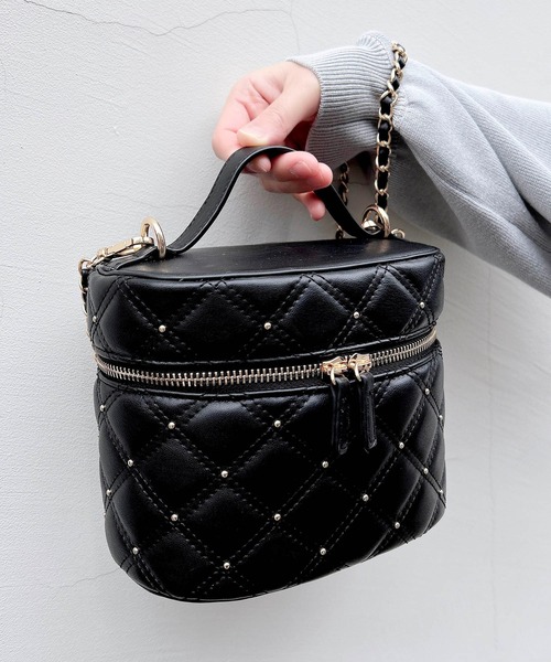 INGNI（イング）の「【WEB限定】キルティングバニティ（ショルダーバッグ・レディース・アイボリー/ブラック・-）」の12枚目の写真