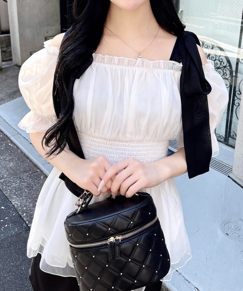 INGNI（イング）の「【WEB限定】キルティングバニティ（ショルダーバッグ・レディース・アイボリー/ブラック・-）」の17枚目の写真