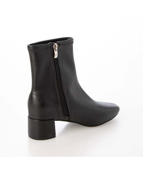 EVOL（イーボル）の「【S-LLサイズ展開・クッション入り】ソフトストレッチスクエア4.5cmショートブーツ IZ5886（ブーツ・レディース・ブラウン/アッシュグレー/ブラック系その他/ブラック・LL/L/M/S）」の5枚目の写真