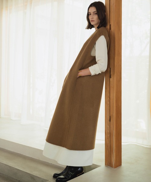 ELFRANK(エルフランク)の「【ウール70%】オーバーシルエット Vネック ロングジレ(ベスト・レディース・チャコールグレー/ブラック/キャメル・FREE)」の15枚目の写真