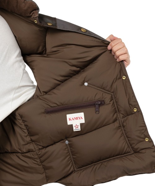 KAMIYA（カミヤ）の「"Rocky Mountain Featherbed x KAMIYA "Duck Down Vest（ベスト・メンズ・グレー・S/L/M）」の9枚目の写真