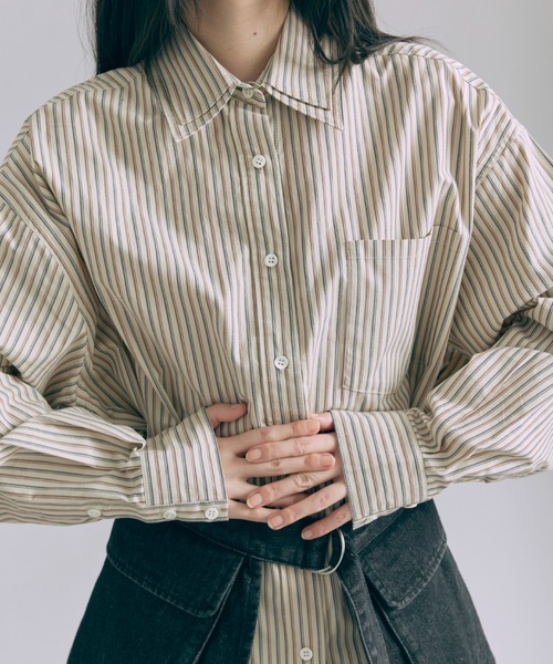EN NEUME(エンノイム)の「Vintage Stripe Double Collar Over Shirt(シャツ/ブラウス・レディース・ベージュ/ネイビー/ブラウン・FREE)」の13枚目の写真