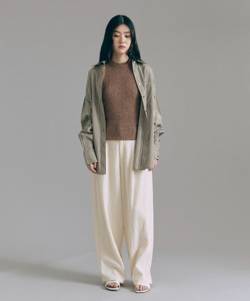 EN NEUME(エンノイム)の「Vintage Stripe Double Collar Over Shirt(シャツ/ブラウス・レディース・ベージュ/ネイビー/ブラウン・FREE)」の22枚目の写真