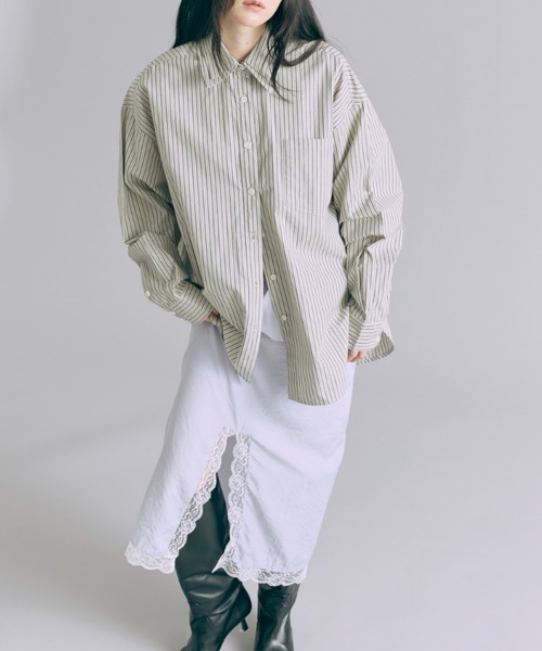 EN NEUME(エンノイム)の「Vintage Stripe Double Collar Over Shirt(シャツ/ブラウス・レディース・ベージュ/ネイビー/ブラウン・FREE)」の18枚目の写真