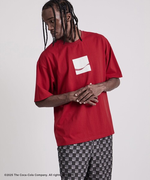 Saturdays NYC（サタデーズ ニューヨークシティ ）の「Coca-Cola 70s DRD Printed T-Shirt（Tシャツ/カットソー・メンズ・ブラック/ホワイト/レッド・XL/L/M/S）」の3枚目の写真