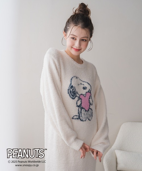 MISCH MASCH(ミッシュマッシュ)の「PEANUTSデザインルームウェアワンピース(ワンピース・レディース・アイボリー/ピンク・フリ-)」の2枚目の写真