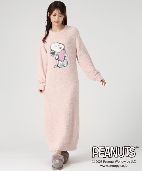 MISCH MASCH(ミッシュマッシュ)の「PEANUTSデザインルームウェアワンピース(ワンピース・レディース・アイボリー/ピンク・フリ-)」の5枚目の写真
