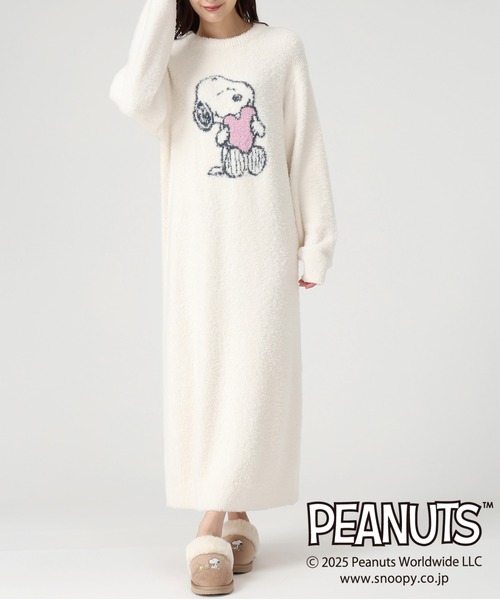 MISCH MASCH(ミッシュマッシュ)の「PEANUTSデザインルームウェアワンピース(ワンピース・レディース・アイボリー/ピンク・フリ-)」の16枚目の写真
