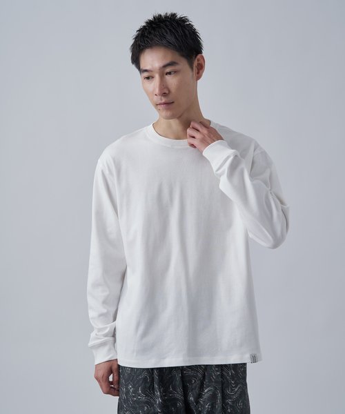 B.C STOCK(ベーセーストック)の「USA コットン 10オンスロングスリーブTシャツ(Tシャツ/カットソー・メンズ・ホワイト/ブラウン/アイボリー/チャコールグレー・MEDIUM/LARGE)」の2枚目の写真