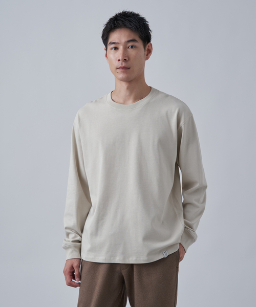 B.C STOCK(ベーセーストック)の「USA コットン 10オンスロングスリーブTシャツ(Tシャツ/カットソー・メンズ・ホワイト/ブラウン/アイボリー/チャコールグレー・MEDIUM/LARGE)」の3枚目の写真