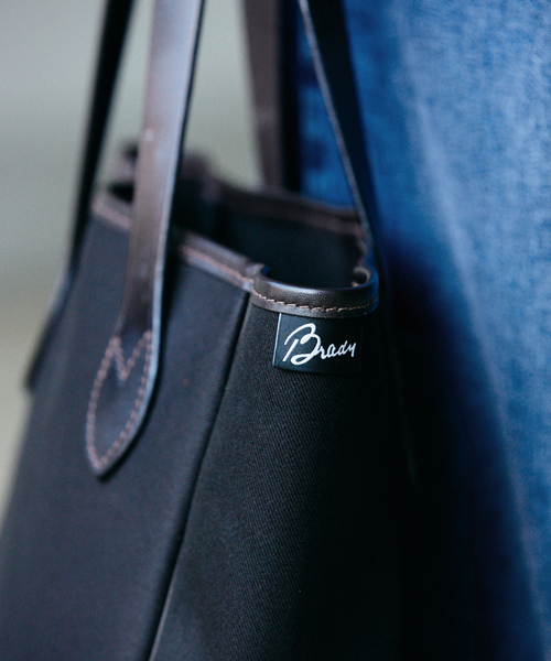 ブレディー　BRADY PENDLE ネイビー　新品　トートバック PENDLE｜BradyBags 公式オンラインストア