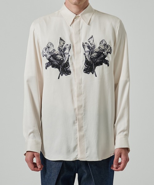 TAAKK（ターク）の「【TAAKK】EMBRIDERY SHIRTS（シャツ/ブラウス・メンズ・ブラック/ホワイト・2/3）」の9枚目の写真