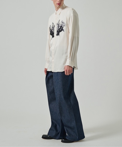 TAAKK（ターク）の「【TAAKK】EMBRIDERY SHIRTS（シャツ/ブラウス・メンズ・ブラック/ホワイト・2/3）」の4枚目の写真