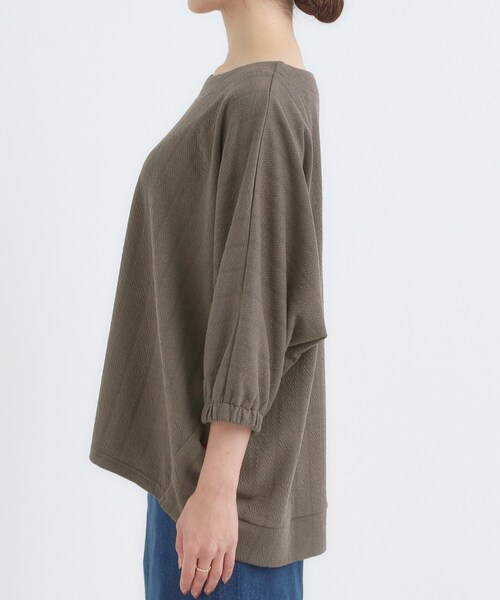 SHOO・LA・RUE(シューラルー)の「【S-LL/7分袖】ゆるシルエットが心地よい ドルマントップス(Tシャツ/カットソー・レディース・ブルー系その他/ワインレッド/ブラウン系/ブラック・01/02/03/04)」の9枚目の写真