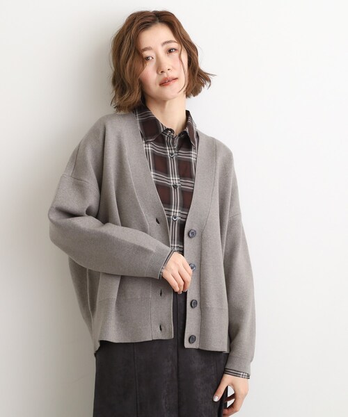 grove(グローブ)の「季節に映える ニットカーディガン(カーディガン/ボレロ・レディース・レッド系1/チャコールグレー/ダークグレー・02/01/04)」の4枚目の写真