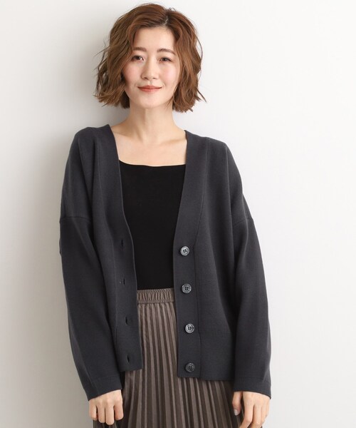 grove(グローブ)の「季節に映える ニットカーディガン(カーディガン/ボレロ・レディース・レッド系1/チャコールグレー/ダークグレー・02/01/04)」の8枚目の写真